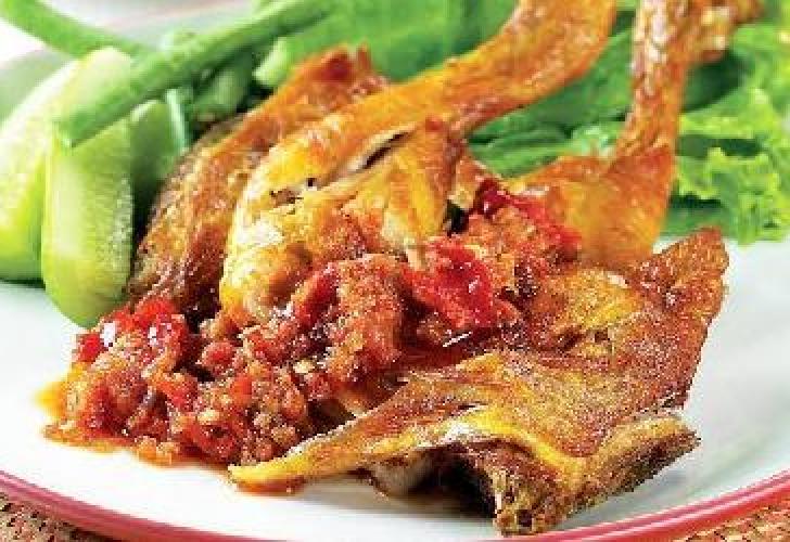 Rahasia Rasa Ayam Lezat di Hanny's Pawon Teh
